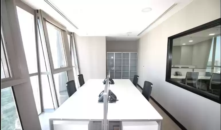 Reklam Hazır Mülk F/F Ofis  satılık içinde Al Sadd , Doha #15644 - 1  image 